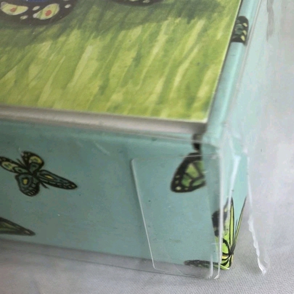 Papyrus Bella Pilar Blank Note Card & Envelope Glitter Butterfly Dress Set of 15 - Picture 3 of 5